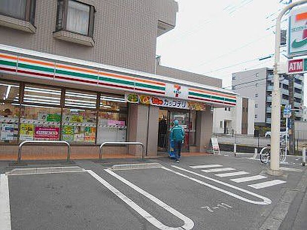 セブンイレブン川崎野川くぬぎ坂店 850m