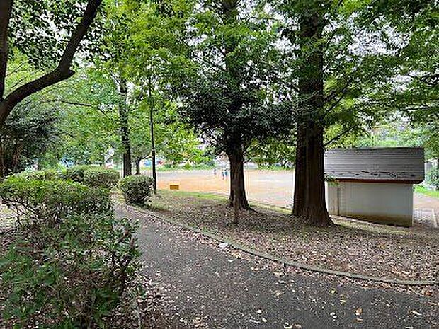 有馬かしの木公園 670m