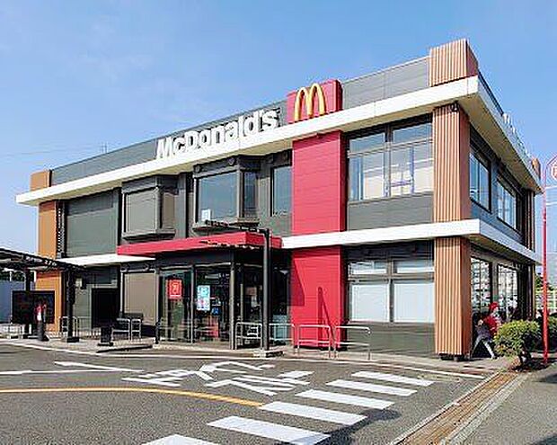 マクドナルド246鷺沼店 460m