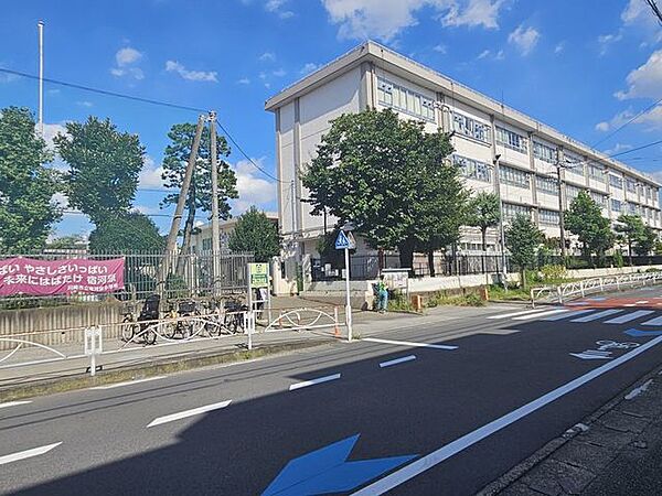 川崎市立宿川原小学校 620m