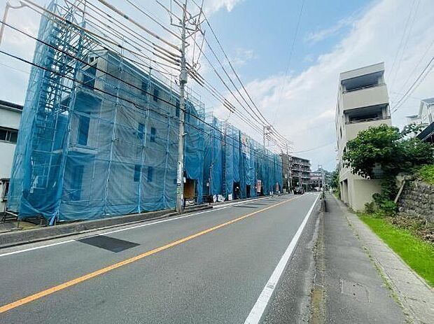 完成は2026年8月下旬予定です。