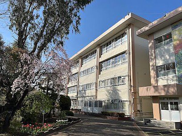 有馬中学校 1080m