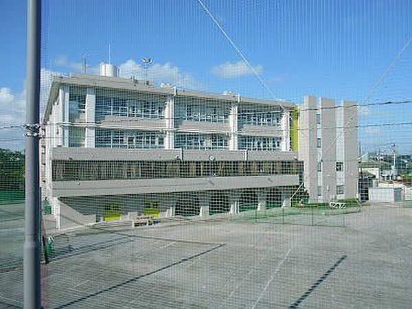 野川中学校 470m