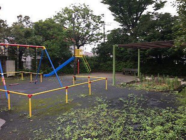 岡上川井田公園 580m