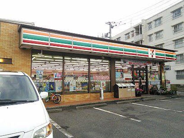 セブン-イレブン 川崎久末団地店 1250m