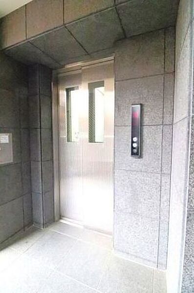 エレベータ