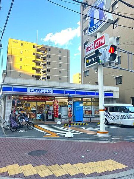 ローソン　江坂東店 170m