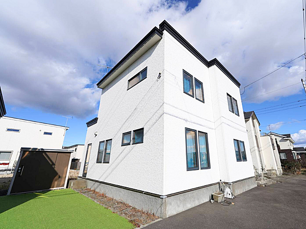 detached 北海道苫小牧市拓勇東町１丁目11-2
地図を見る