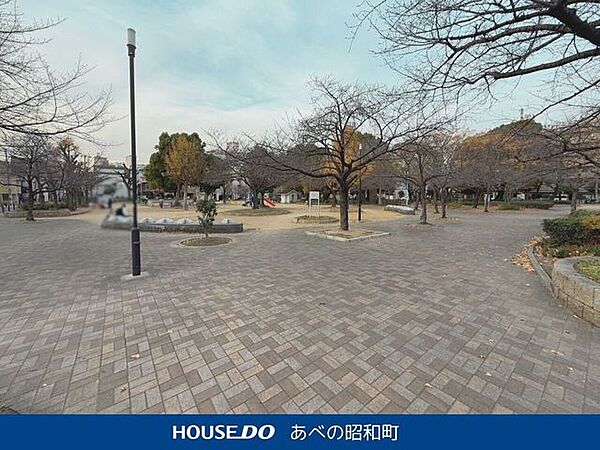 天下茶屋公園 510m