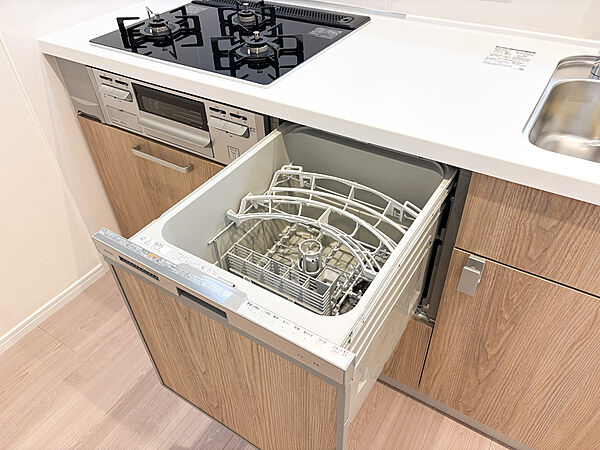 設置されていると本当に助かる食洗器、これで作業効率ＵＰ♪