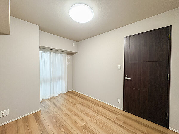 心落ち着く安らぎの空間。静かな時間を過ごすのに最適なお部屋です。