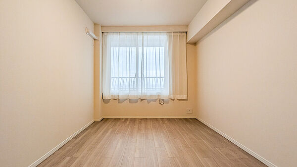 心落ち着く安らぎの空間。静かな時間を過ごすのに最適なお部屋です。