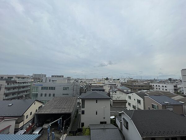 優しく迎えてくれる豊かな自然。四季の移り変わりを感じる心地よい場所となりそうです。