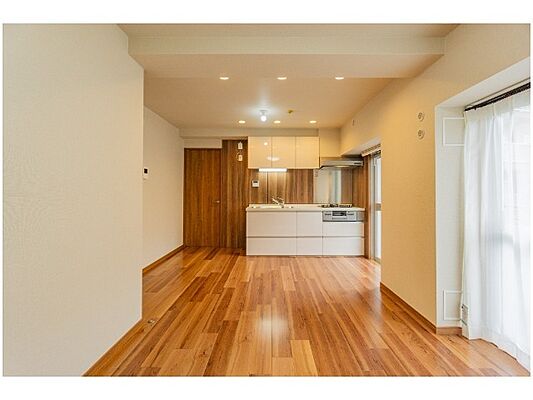 リビング/ダイニング 中銀大倉山マンシオン 2階/-