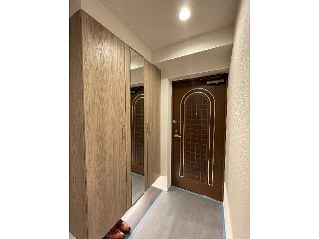 玄関 札幌市営東豊線 月寒中央駅 バス10分 札大正門前下車 徒歩1分