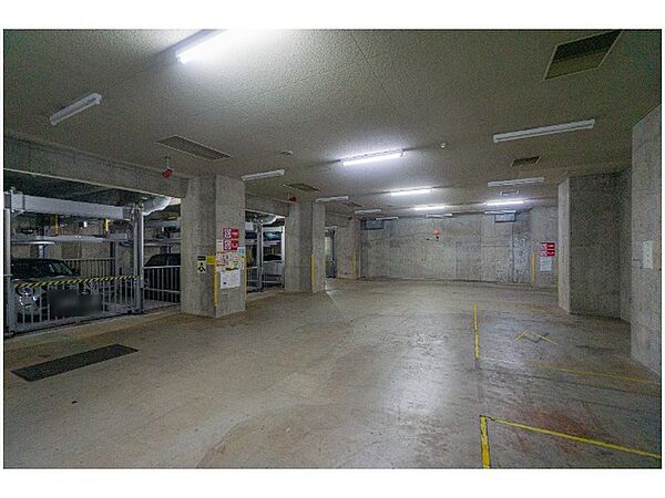 駐車場を拡大表示