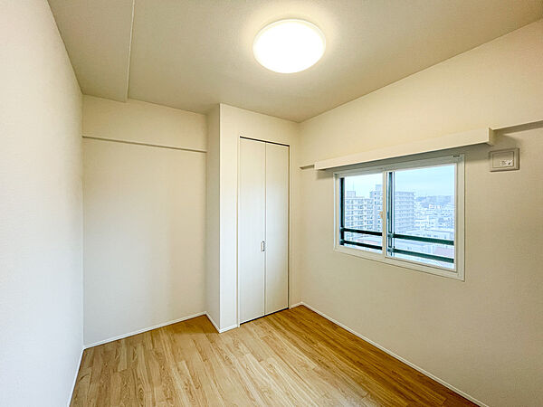 一日の中で多くの時間を過すことになる住まいだからこそ、いつも穏やかな空間であるように心掛けています。