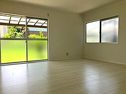 湖山町南３丁目 中古住宅 3LDKのリビング/ダイニング