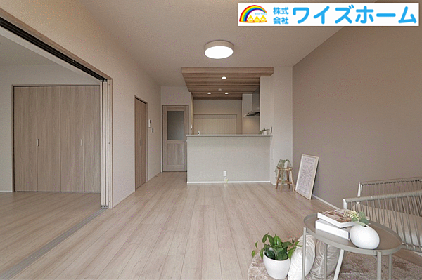 仲介手数料 最大50万円キャッシュバック。約300万円相当リフォーム済。家具・家電・お引越し費用もサポート（適用条件あり）