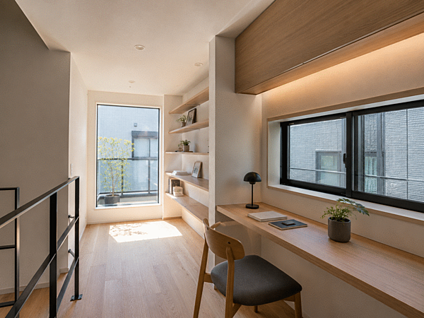 明るく多目的に使える洋室の施工例です。※実際の建物とは異なります