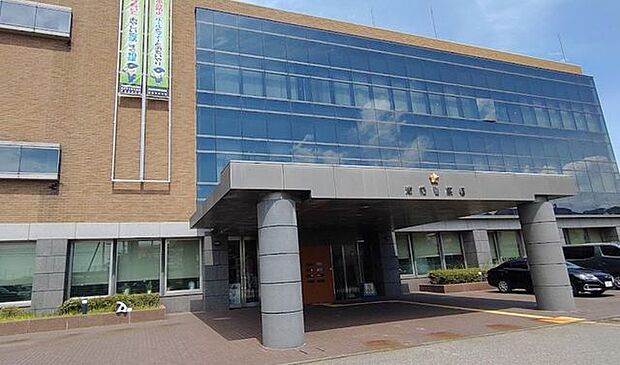 津幡警察署 710m