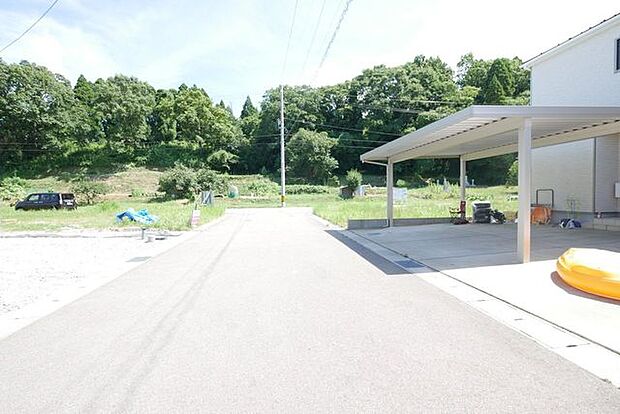 前面道路含む現地写真