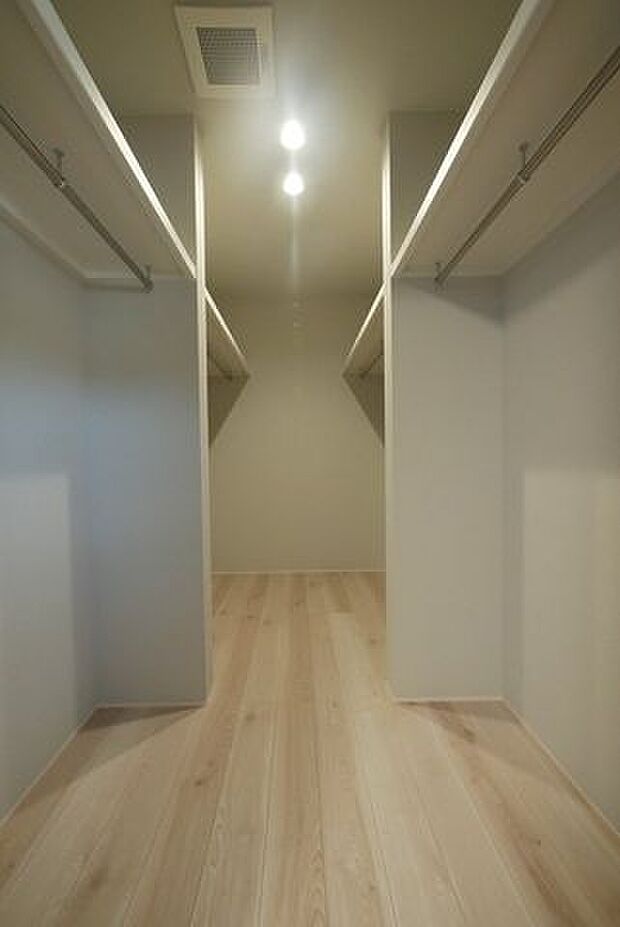 ウォークインクローゼット