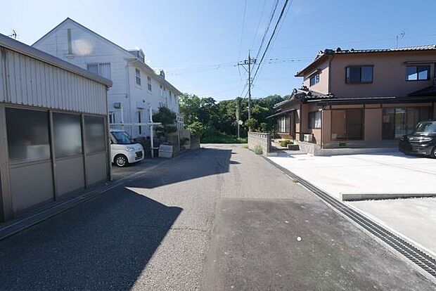 前面道路含む現地写真