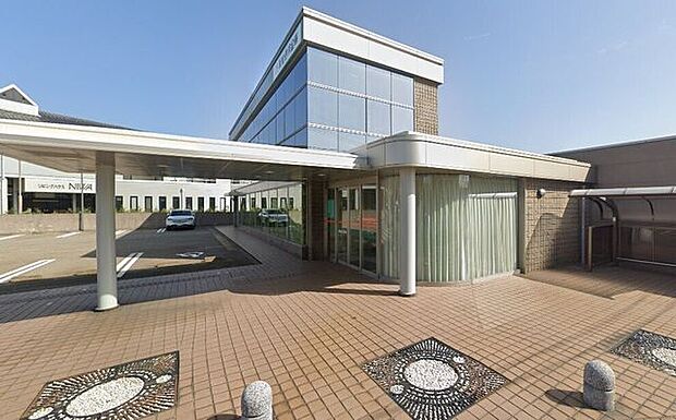 興能信用金庫かほく店 1170m