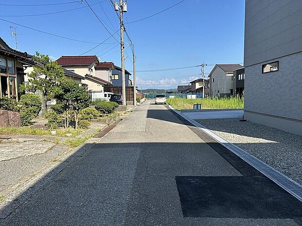 前面道路含む現地写真