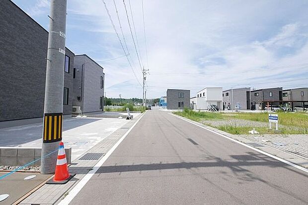 前面道路含む現地写真