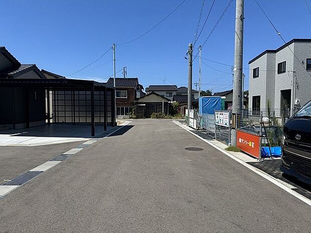 前面道路含む現地写真