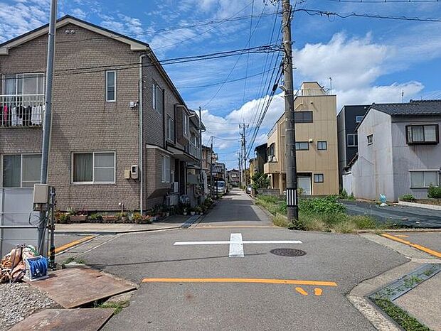 前面道路含む現地写真