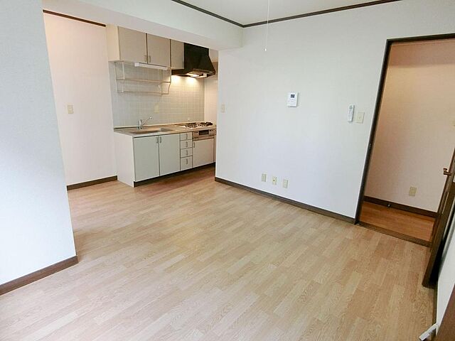 リビング/ダイニング プエルト西日暮里 3階/-