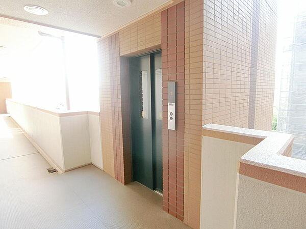 エレベーター