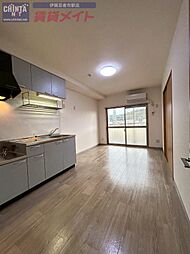 フラット立石C棟（伊賀市別府） 2階2DKのリビング/ダイニング