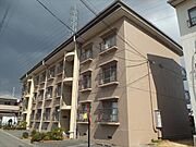 高槻市駅よりバス5分 徒歩5分 2階 築50年3ヶ月の賃貸物件