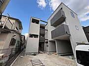 高槻市駅より徒歩18分 新築 3階建の賃貸物件