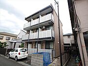 高槻市駅よりバス5分 徒歩2分 築17年10ヶ月 3階建の賃貸物件