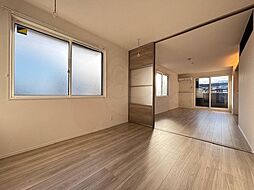 D-residence下田部B 2階2LDKのリビング/ダイニング