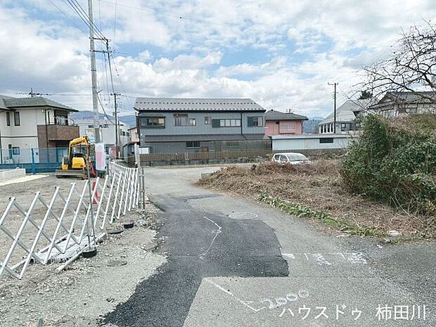 前面道路含む現地写真