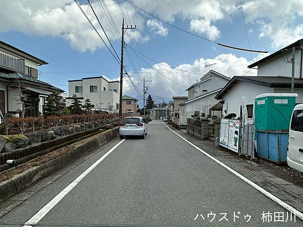 前面道路含む現地写真