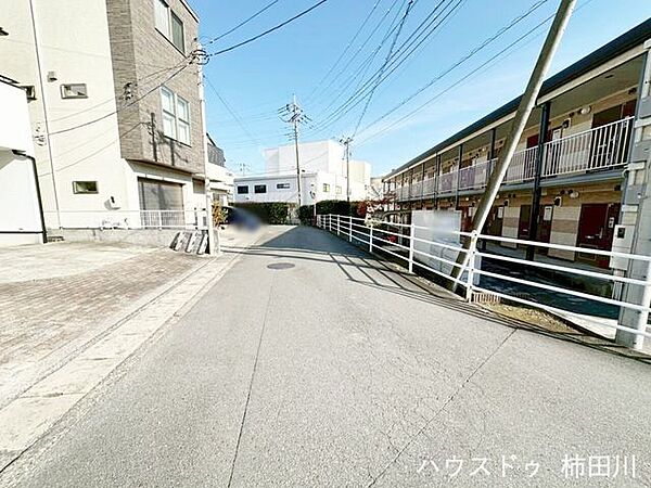 前面道路含む現地写真