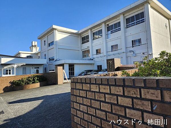 清水町立西小学校 1610m