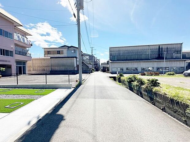 前面道路含む現地写真