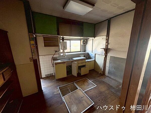 床下収納あり