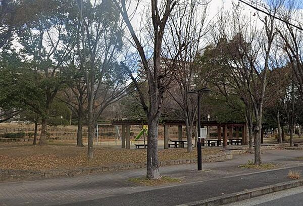 南津守公園　139ｍ徒歩約3分
