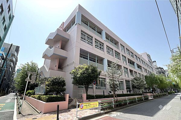 花園小学校[公立]の外観