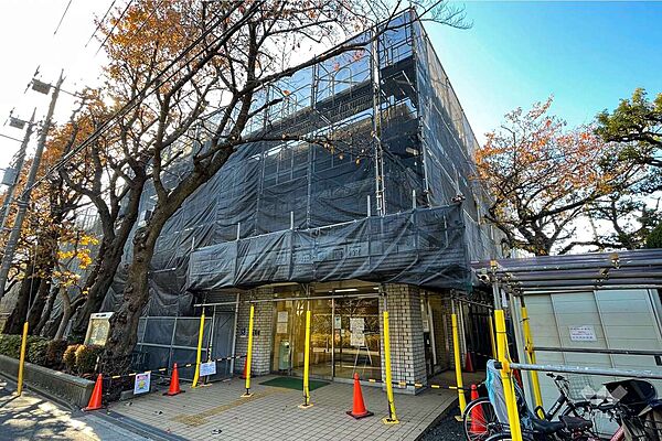 上高田図書館の外観