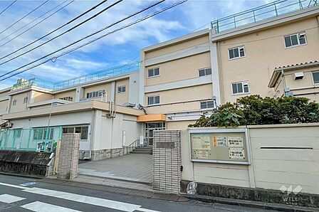 東原中学校[公立]の外観